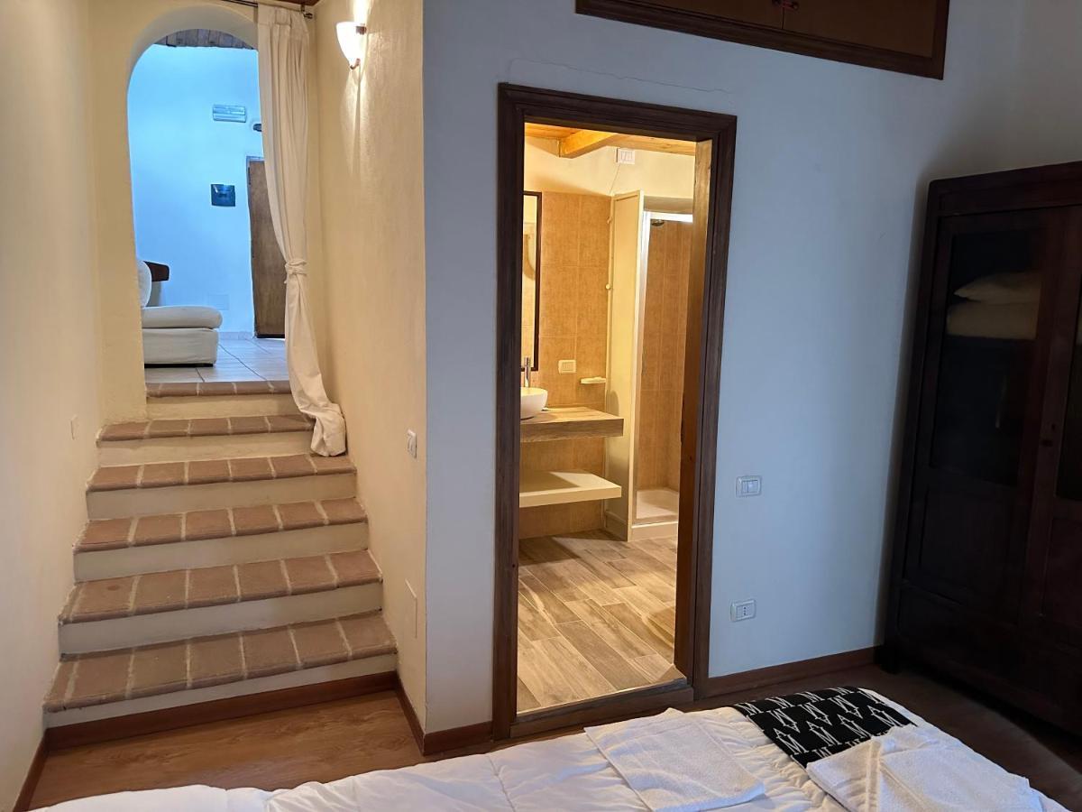 Relais Borgo Lizori Country House Campello sul Clitunno Luaran gambar