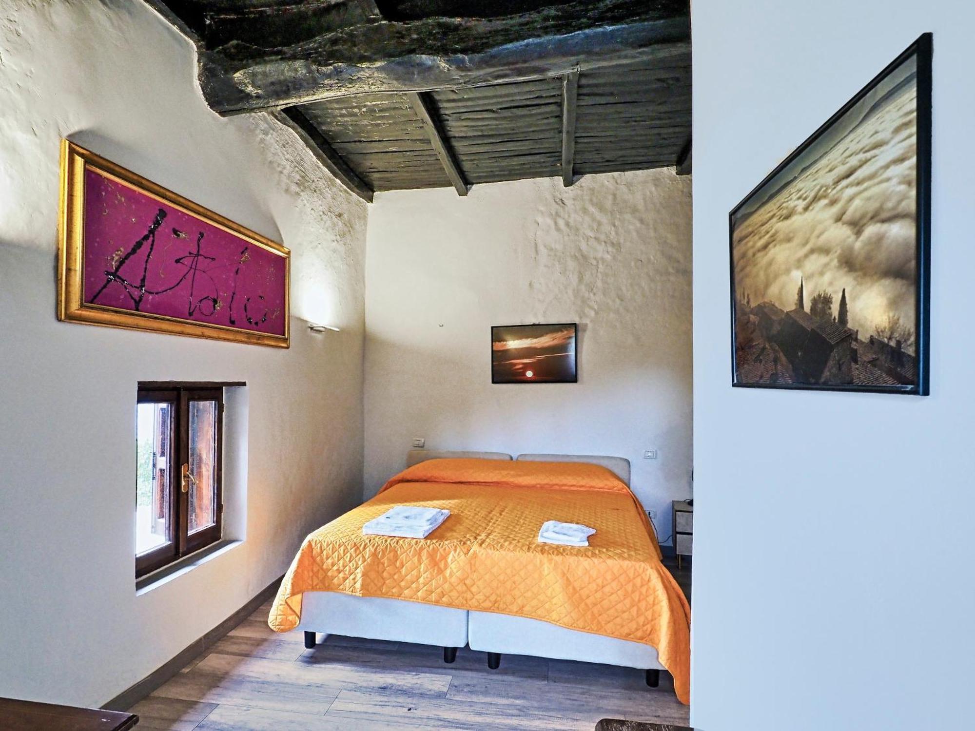 Relais Borgo Lizori Country House Campello sul Clitunno Luaran gambar