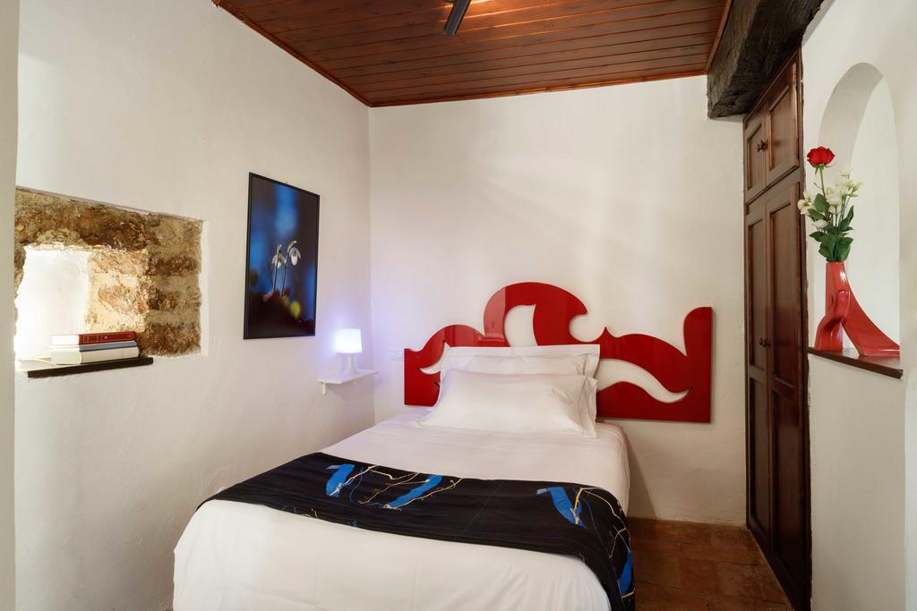 Relais Borgo Lizori Country House Campello sul Clitunno Luaran gambar