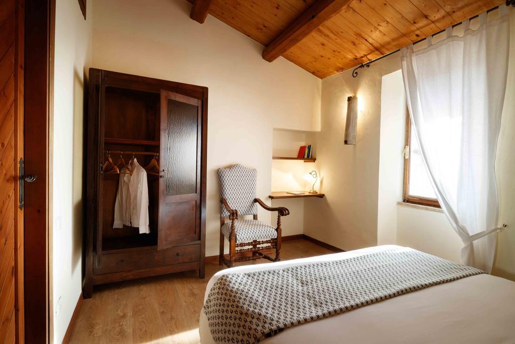 Relais Borgo Lizori Country House Campello sul Clitunno Luaran gambar